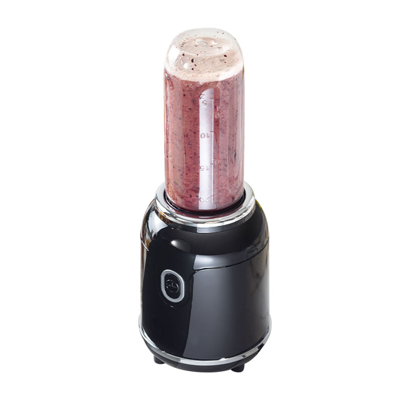 In che modo l'efficienza di estrazione del succo dello spremiagrumi degli agrumi si confronta con i tradizionali metodi di succo manuale in termini di resa del succo?